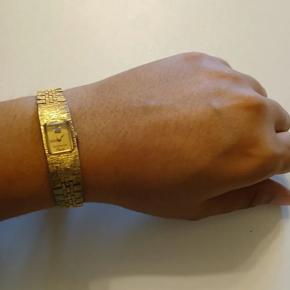 Parts/Repair VTG 80s Wittnauer Quartz Gold Tone Diamond Accent Bark Texture